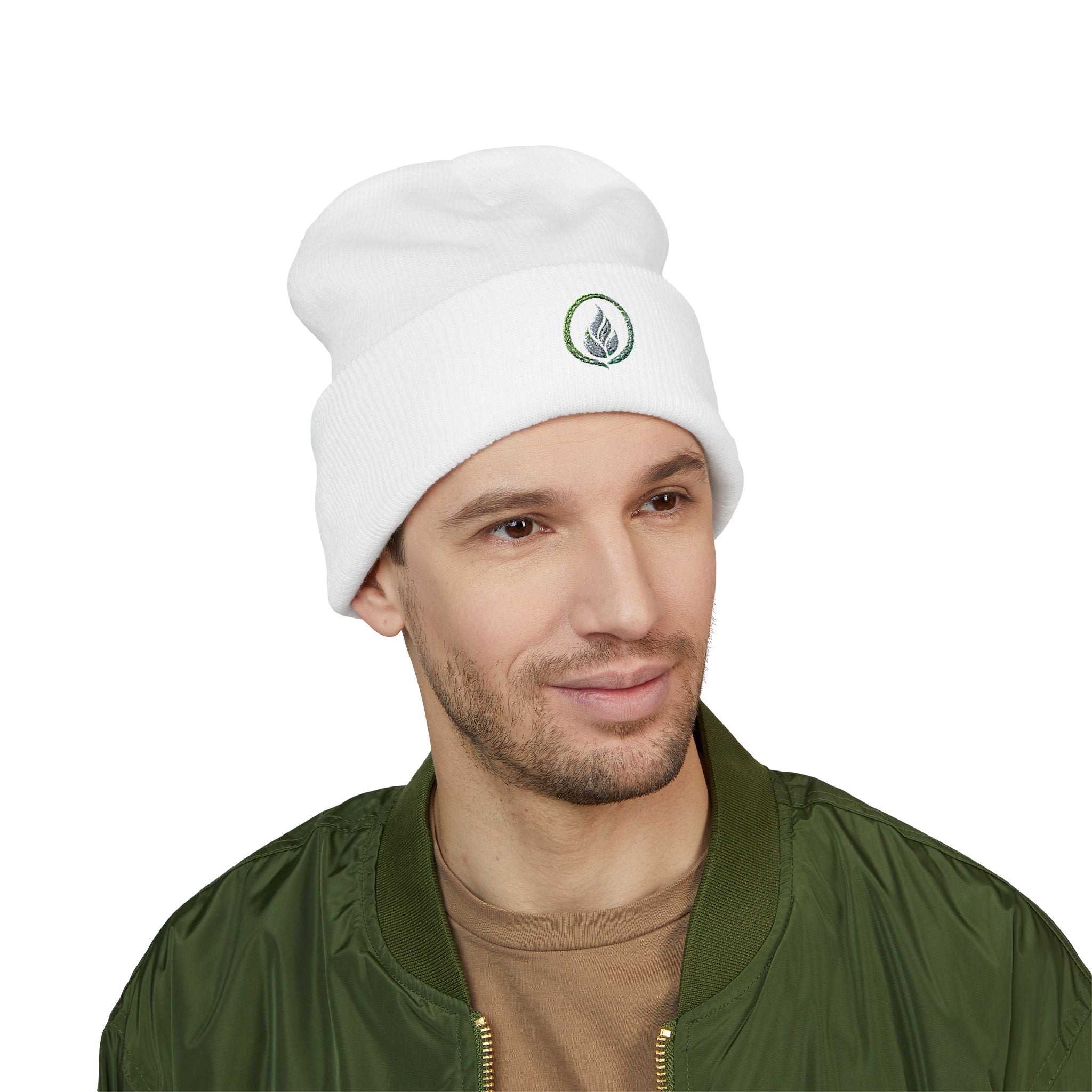 Unseen Strength Co Logo Beanie – Besticktes Flammen-Emblem